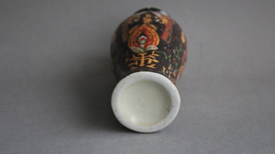 Image 1 of Piccolo vaso antico in porcellana cinese, dipinto a mano, 15 cm