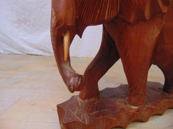 Image 1 of Éléphant en bois vintage de Thaïlande, 1970