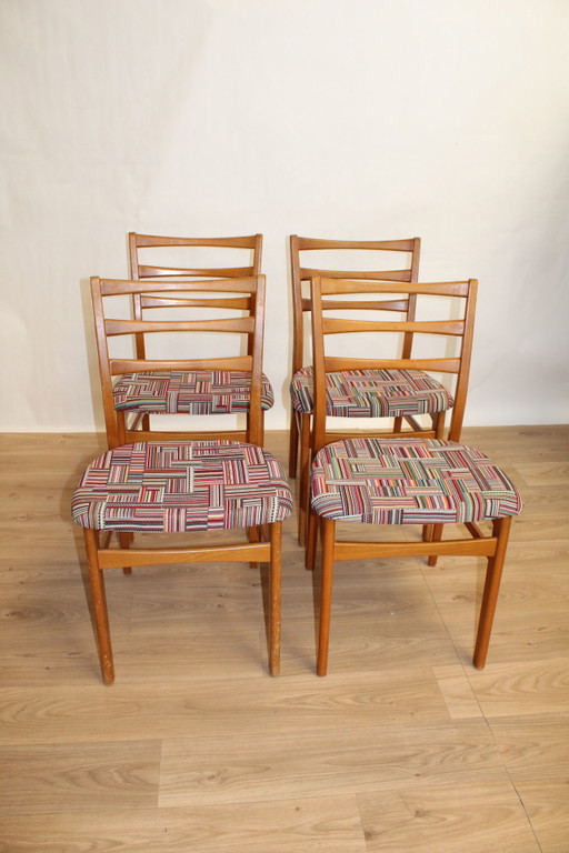 4 chaises vintage en chêne retapissées 1960 Suède 