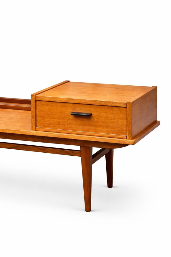 Image 1 of Vintage sideboard/cabinet