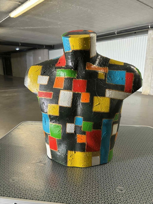 Men's torso