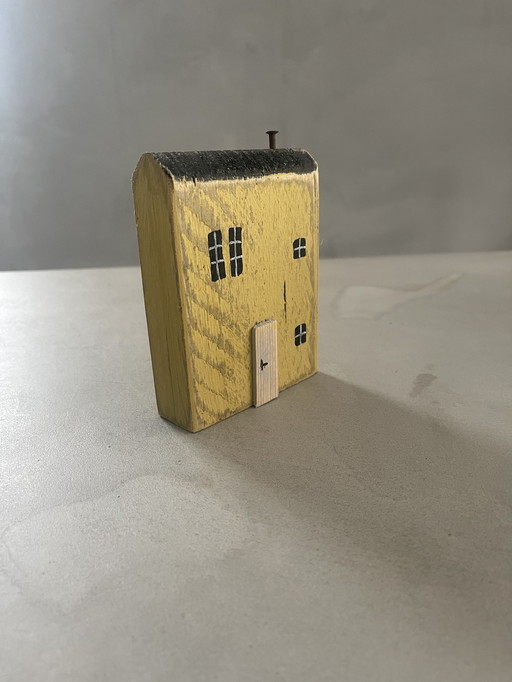 Dutch Wood Gifts.   Little houses. Recycled wood. 