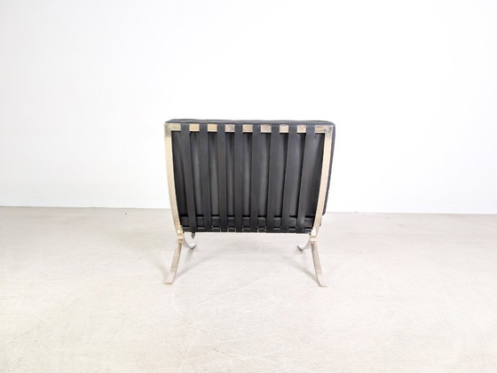 Image 1 of Poltrona Knoll International Barcelona di Mies van der Rohe, pelle nera