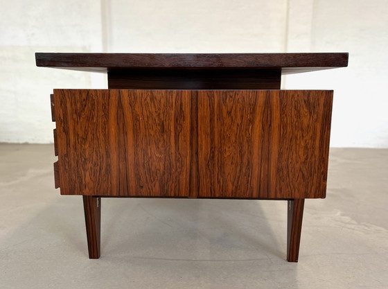 Image 1 of Bureau de direction en bois de rose par Illum Wikkelsø, 1970