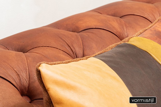 Image 1 of Canapé Chesterfield d'origine anglaise