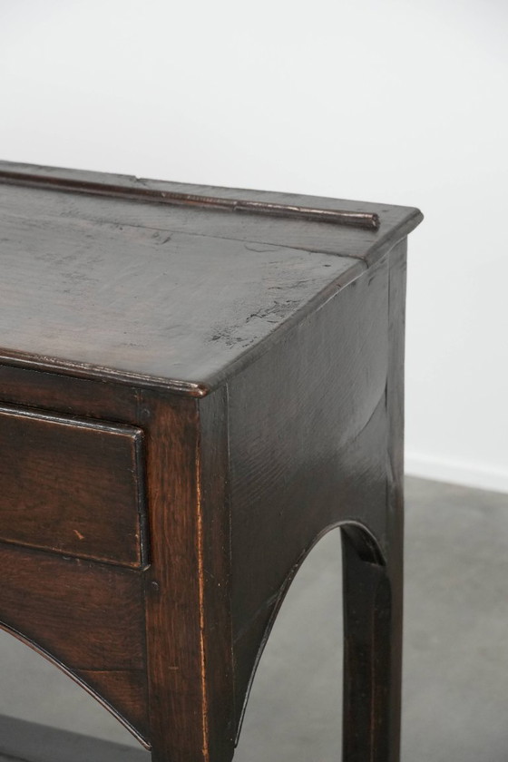 Image 1 of Antieke 18e eeuwse Engelse side table/dresser gemaakt van eikenhout 