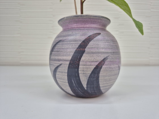 Image 1 of Vintage spherical vase/Ikebana Mobach Utrecht.