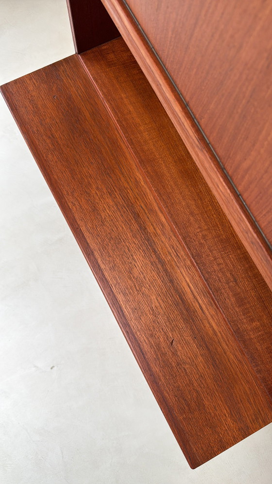 Image 1 of Vintage houten kast met lades en klep