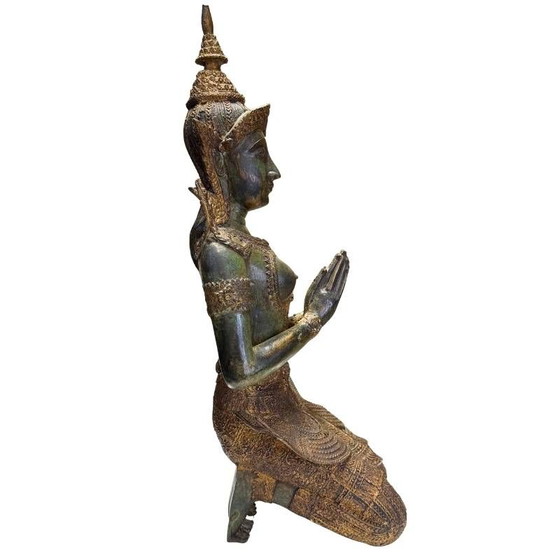 Set of two Chinese bronze foo dogs – lot 101 – Oliver, Paintings & Drawings, Canvas, Cotton, Aziatisch (photo 132 of 310)