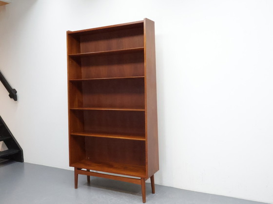 Image 1 of Libreria di design danese Johannes Sorth