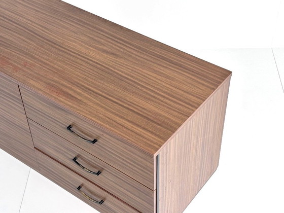 Credenza Vintage Mid-Century, Impiallacciatura Noce, anni '60, Credenze, Legno, Marrone, Mid Century Modern (foto 8 di 15)