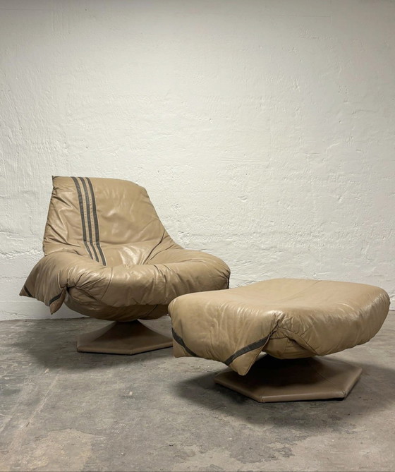 Image 1 of Vintage Space Age leather easy chair and ottoman 