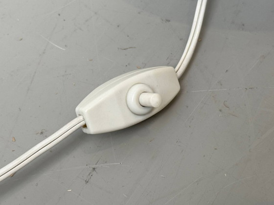 Image 1 of Set van 2 tafellampen in Space Age-stijl met opalen glazen kappen en chromen ringen, jaren 70.