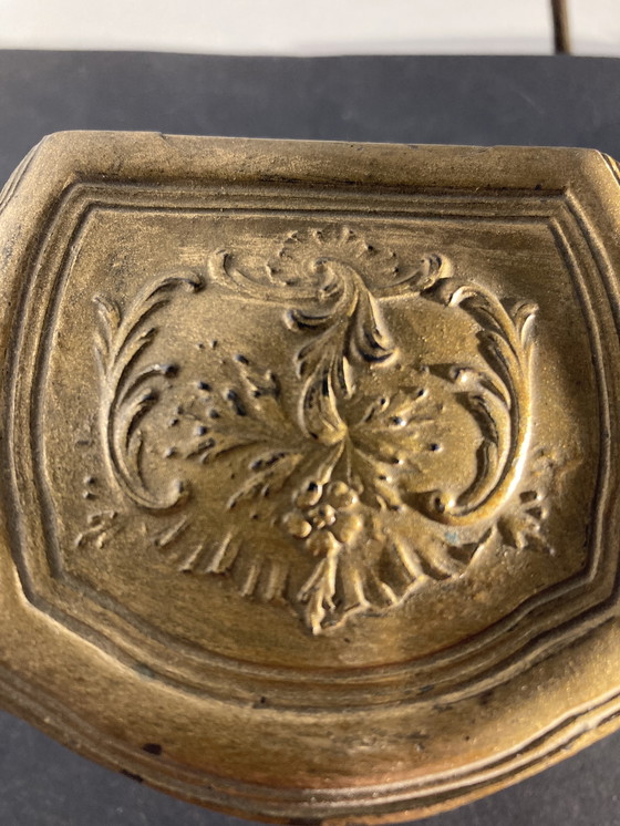 Image 1 of Kleine, antike Schmuckschatulle aus vergoldetem Metall im Stil Louis XV.