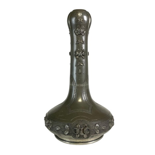 Jarrón Art Nouveau de peltre firmado Pechez, principios del siglo XX