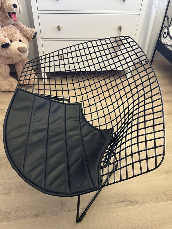 Image 1 of Chaise diamantée - design élégant