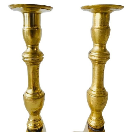 Image 1 of Set zware Vlaamse messing gouden kandelaars vierkant 1900's