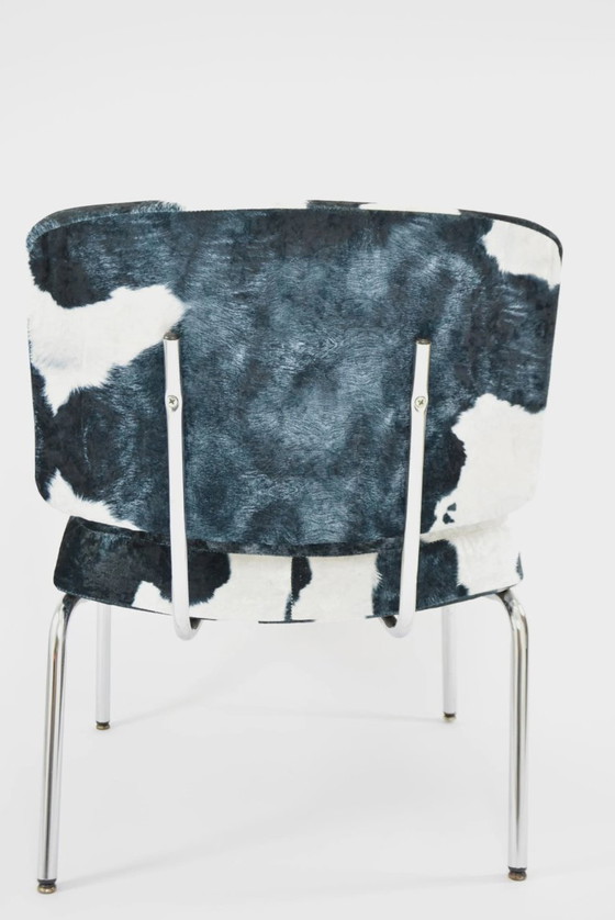 Image 1 of Koevormige stoelen