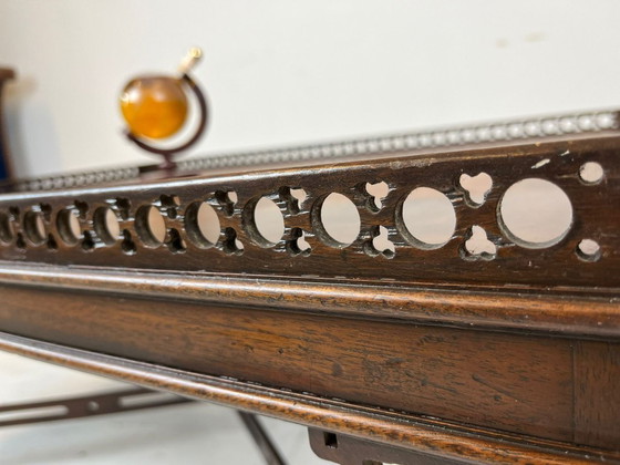 Image 1 of Mesa de cóctel de caoba estilo Chippendale chino