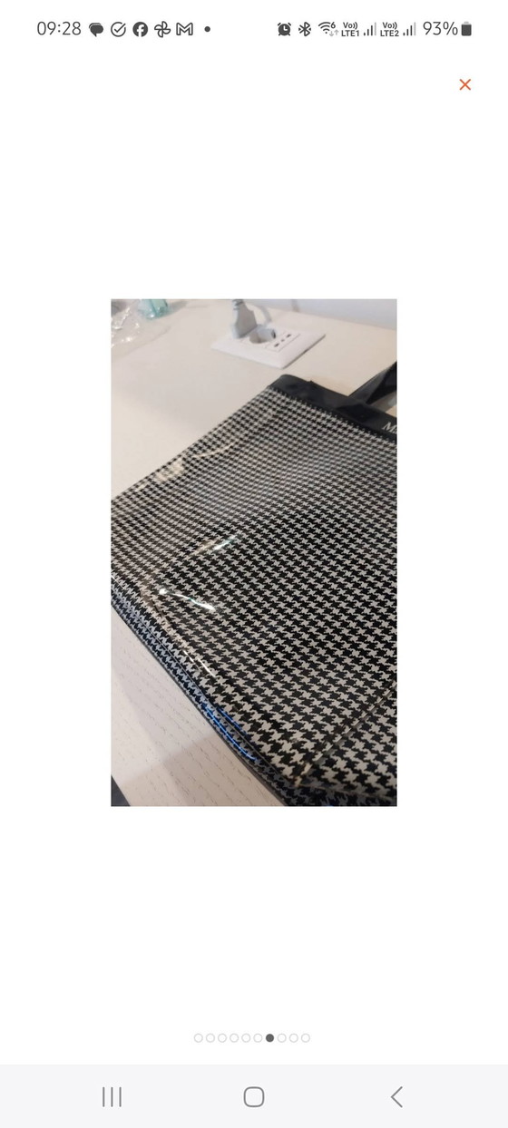 Image 1 of Bolso tote de vinilo Max Mara