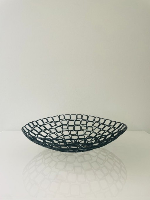Bol design noir mat en maillons métalliques