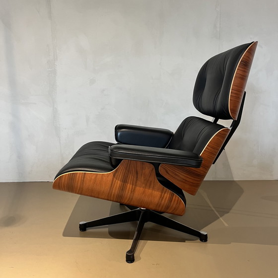 Image 1 of Vitra Eames lounge chair incl. ottoman - santos palissander XL