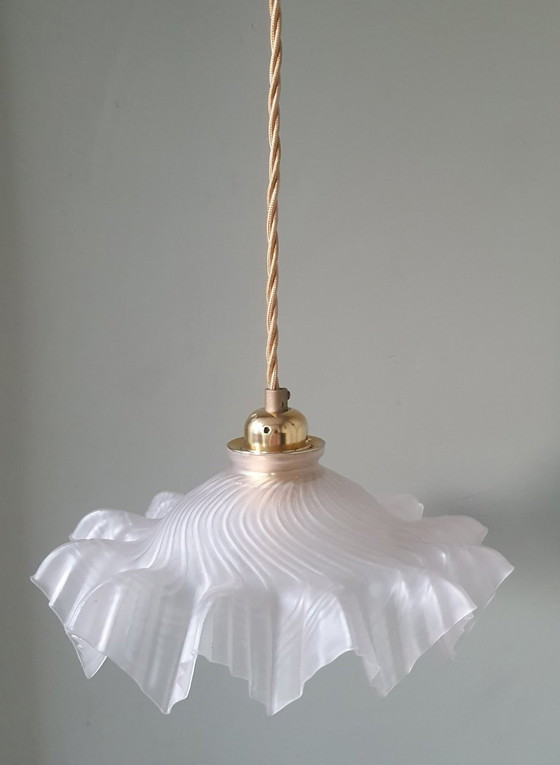 Image 1 of Lampada a sospensione francese vintage in vetro satinato in stile Clichy.