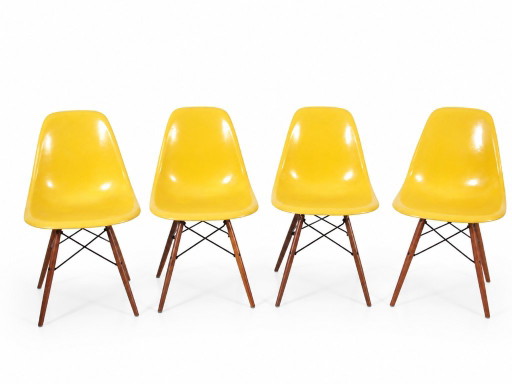 Suite de 4 Chaises DSW Charles Eames - Fibre de Verre Jaune Édition Herman Miller – eetkamerstoelen (photo 2 of 18)