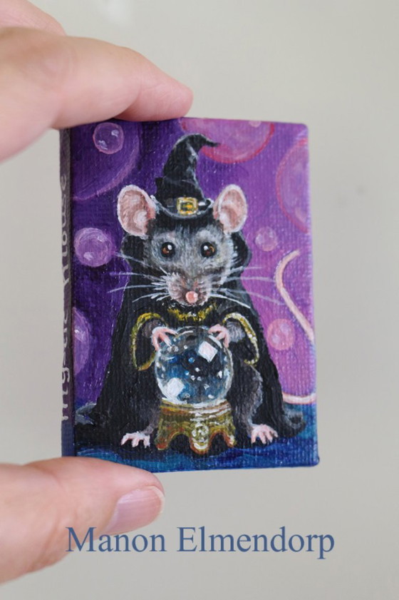Unique Hand-Painted Miniature Painting Magic Mouse Signed, Paintings & Drawings, Canvas, Purple, Figuratief (photo 5 of 6)