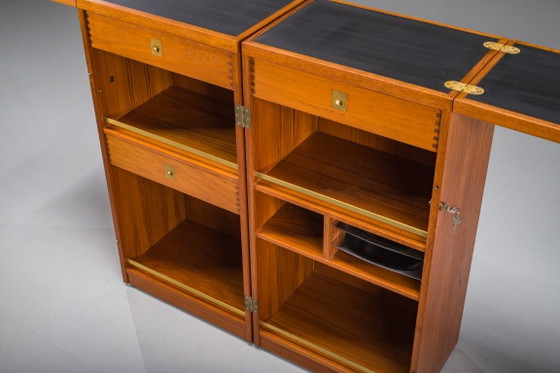 Vintage Teak Bar Cabinet by Reno Wahl Iversen for Dyrlund, Denmark, 1960s – Bar carts, Wood (photo 6 of 24)