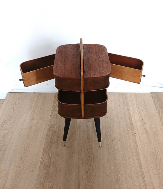 Image 1 of Näh- oder Aufbewahrungsbox im dänischen Design