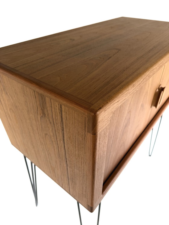 Image 1 of 2x mobile a muro vintage a forcina, Silkenborg Møbelfabrik '70