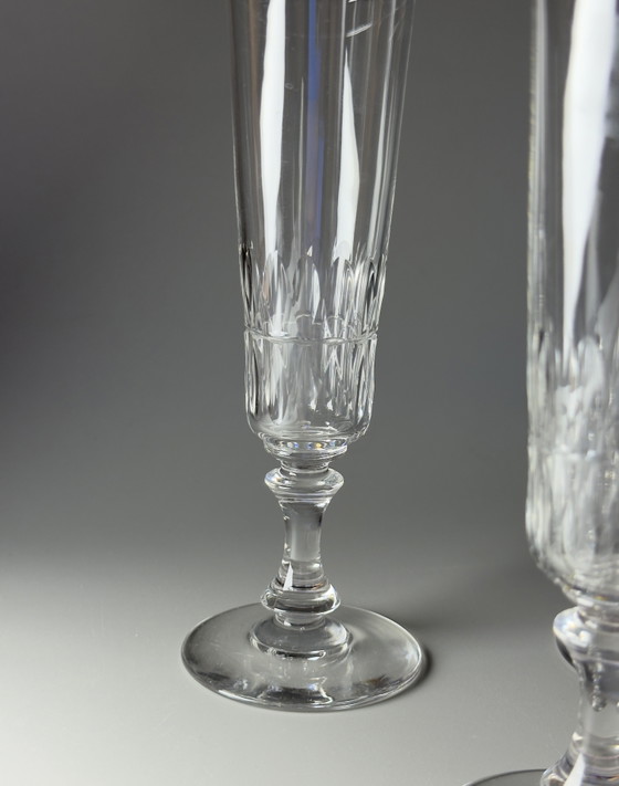 Image 1 of Set van 5 Val Saint Lambert Théodora kristallen champagneflutes – Antiek handgeslepen kristal, gedocumenteerd in de catalogus va
