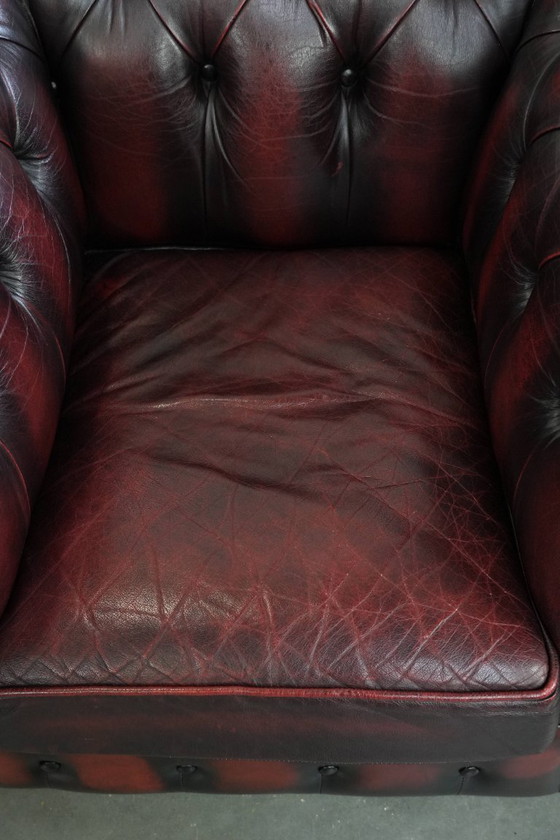 Image 1 of Englischer Chesterfield-Ledersessel auf Rollen, verziert mit Ziernieten