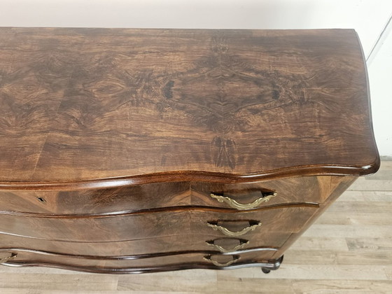 Commode Chippendale en loupe de noyer, années 1940 – Wood, Klassiek (photo 6 of 22)