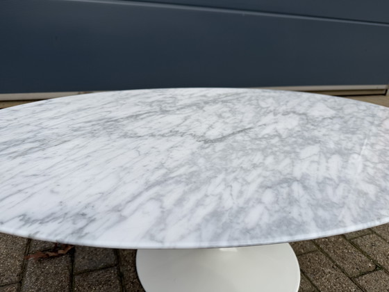 Image 1 of Original Knoll Tulip Eero Saarinen Oval Coffee Table in Carrara Marble