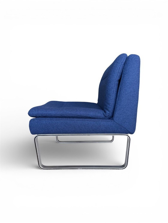 Image 1 of Armchair completely refurbished and upholstered