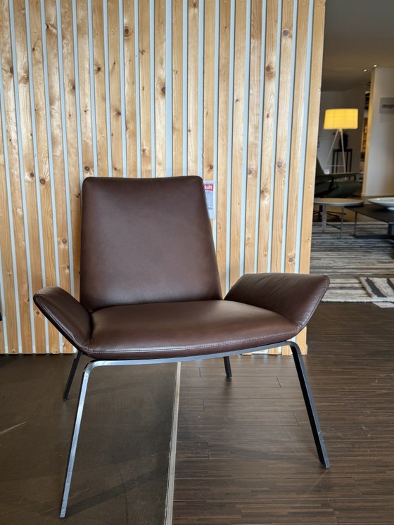 Image 1 of Design on Stock Komio Onyx armchair