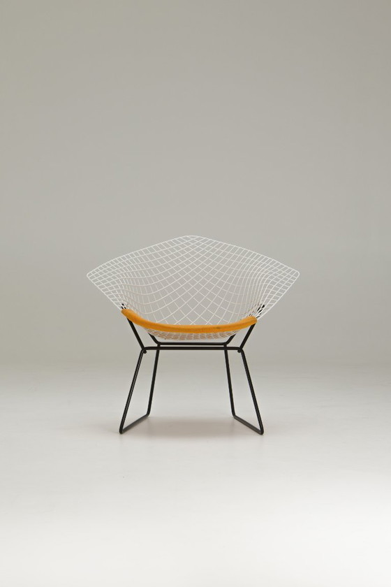 Image 1 of Chaise Diamond - Coussin d'assise jaune - Harry Bertoia