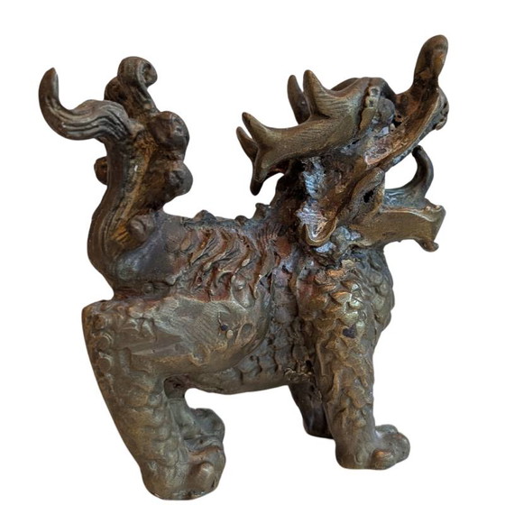 Set of two Chinese bronze foo dogs – lot 101 – Oliver, Paintings & Drawings, Canvas, Cotton, Aziatisch (photo 306 of 310)