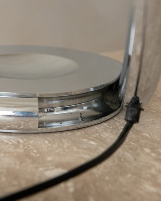 Serpente Model 599 Tischlampe von Elio Martinelli für Martinelli Luce, 1970er Jahre – Tischlampen, Chrome (photo 17 of 24)