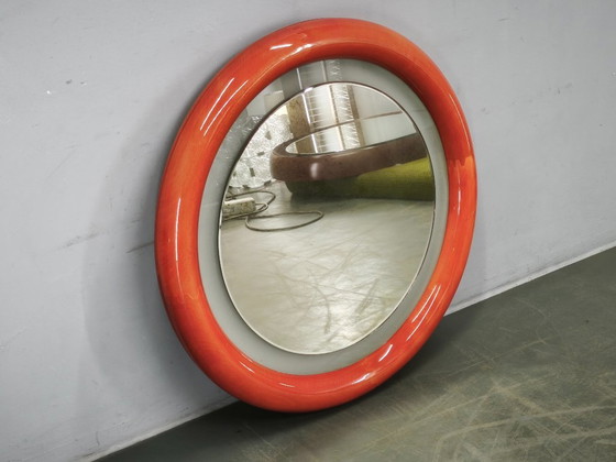 Italian Space Age Illuminated Round Wall Mirror, 1970s – Wood (photo 3 of 12)