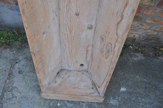 Gran trinchador de madera blanqueada, años 40 – Loza (photo 2 of 8)