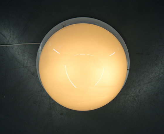 Image 1 of Grote Bauhaus chromen wand- of inbouwlamp, jaren 1940