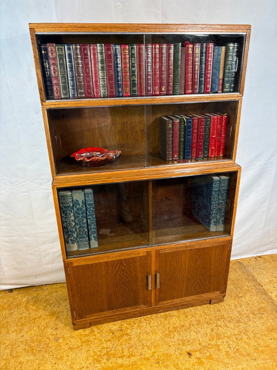 Vintage Minty of Oxford Sectional Stacking Bookcase | 1950s–1960s | Oak | British Mid-Century Design – Wood (photo 4 of 10)