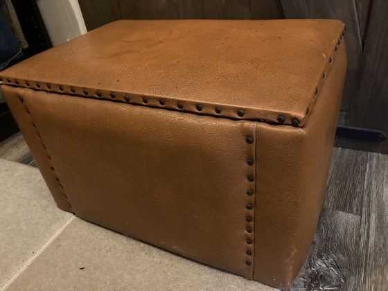 Image 1 of Vintage leren opbergkist poef