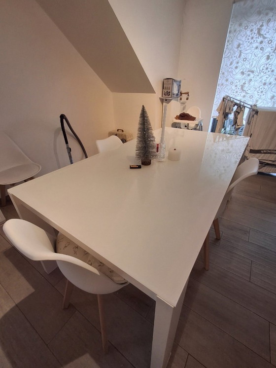 Image 1 of Dining table