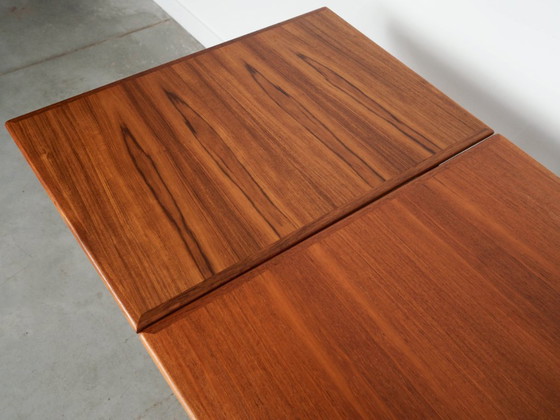 Image 1 of Table en teck, design danois, années 1970, fabrication : Danemark