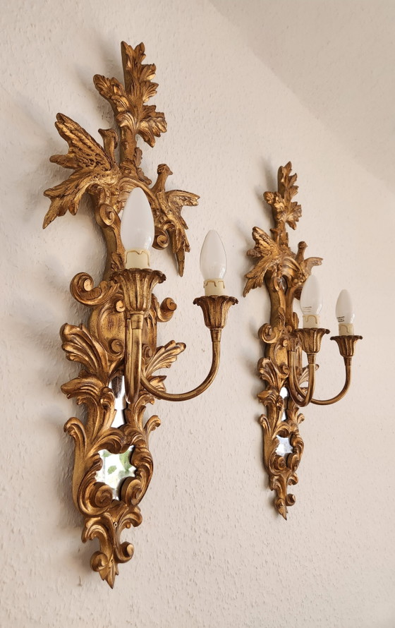 Lámparas de pared antiguas estilo rocalla, madera dorada con pan de oro, placas de espejo antiguas – Apliques (photo 6 of 18)