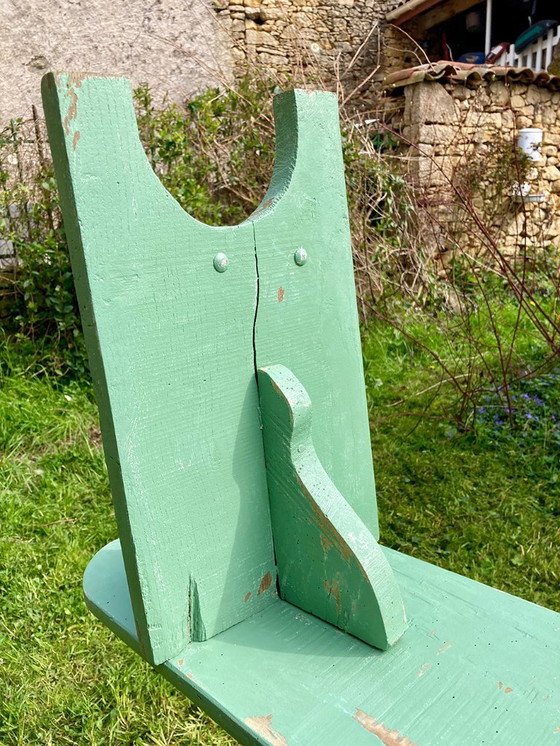 Image 1 of Banco de granja antiguo de madera curvada